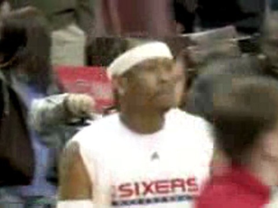 Allen Iverson returns 76ers VS Nuggets Game 09 10 Warmup