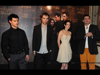 kristen, taylor, et robert a paris!!!!!