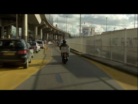Qu'un seul tienne et les autres suivront Bande Annonce film