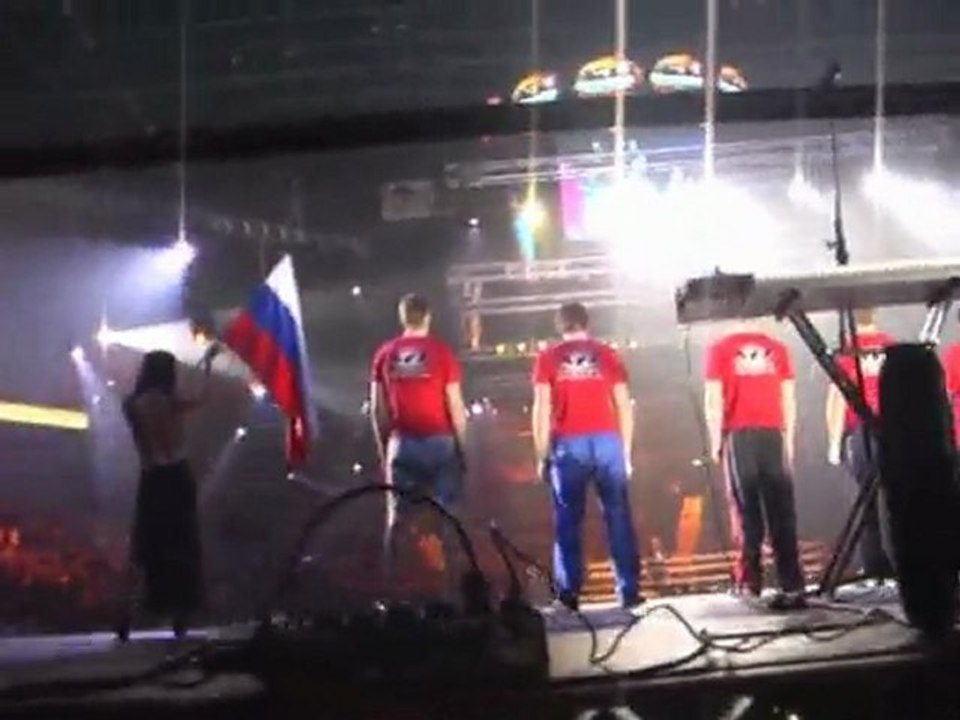 INSIDE   M-1 SELECTION. 3 DEC.2009