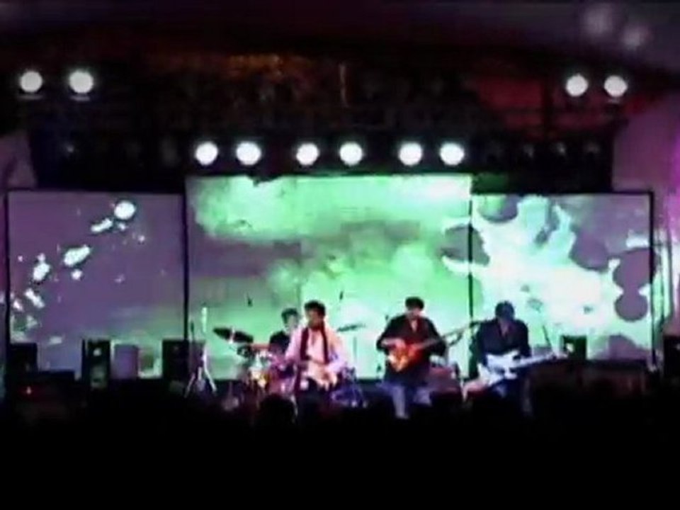 Arcangels: Living In A Dream “She’s Alright”