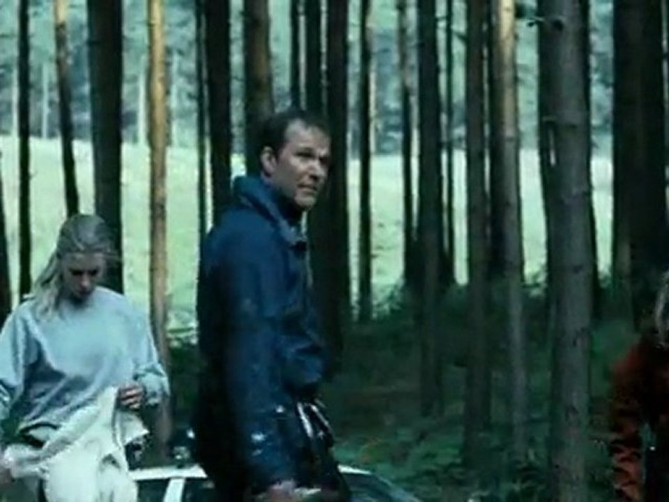 The Descent 2 - Clip Getting Ready