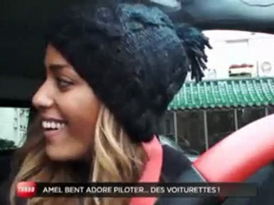 PETITE PROMENADE EN MICROCAR F8 PILOTEE PAR AMEL BENT