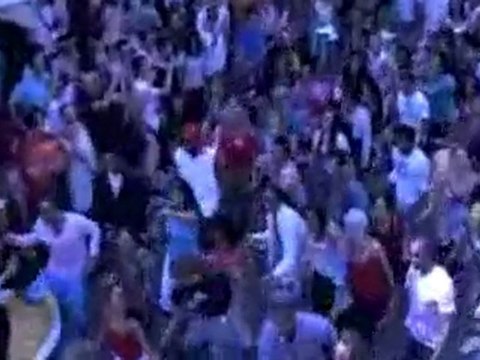 Flash mob Michael Jackson Beat it à Paris (France)