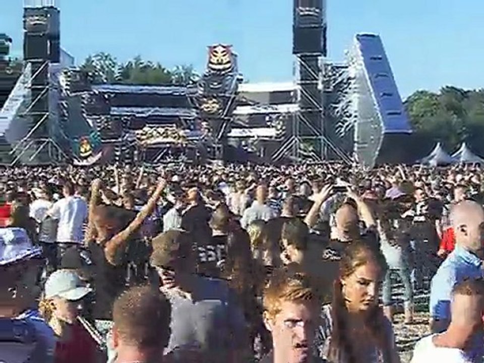 Dominator 2009