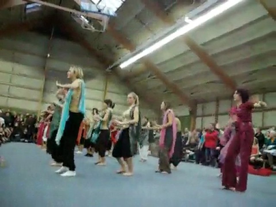 danse les pieux (indienne)