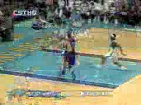 NBA Devin Brown races down court to reject Spencer Hawes' at