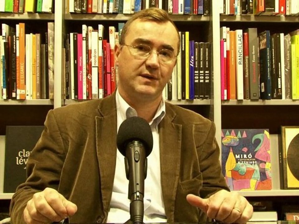 Dialogues, 5 questions à François Huguenin