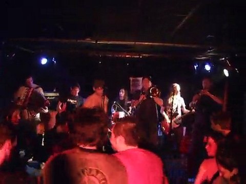 JABUL GORBA à l'Oreille Qui Traîne (3)