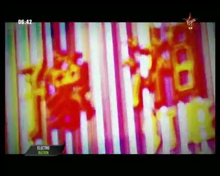 Sebastien Tellier & Boys Noize - L'amour et la violence 2009