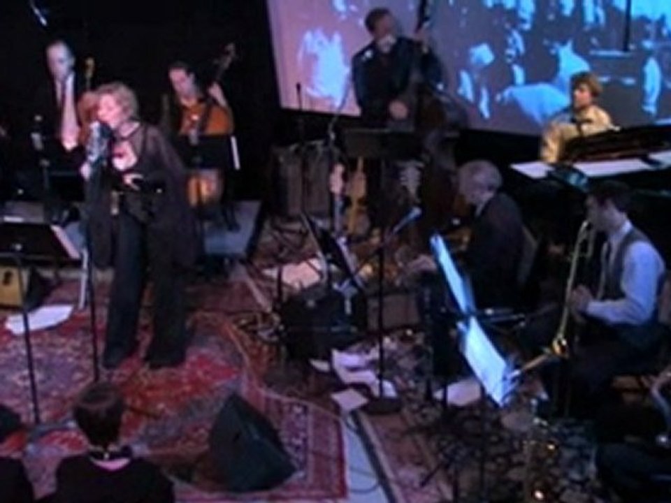 Martha Wainwright sings Edith Piaf - La Foule
