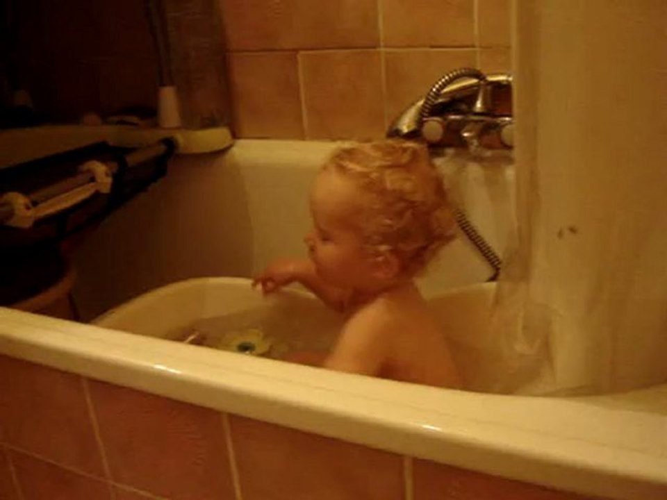 Arthur dans son bain