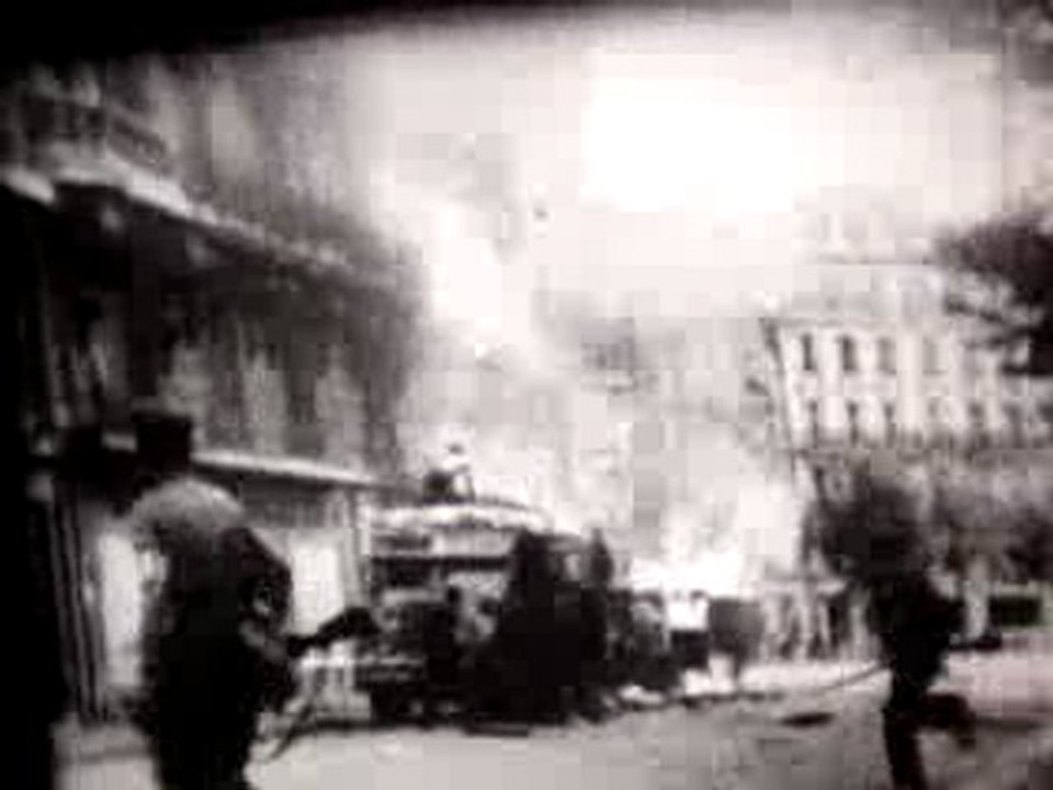 PARIS4