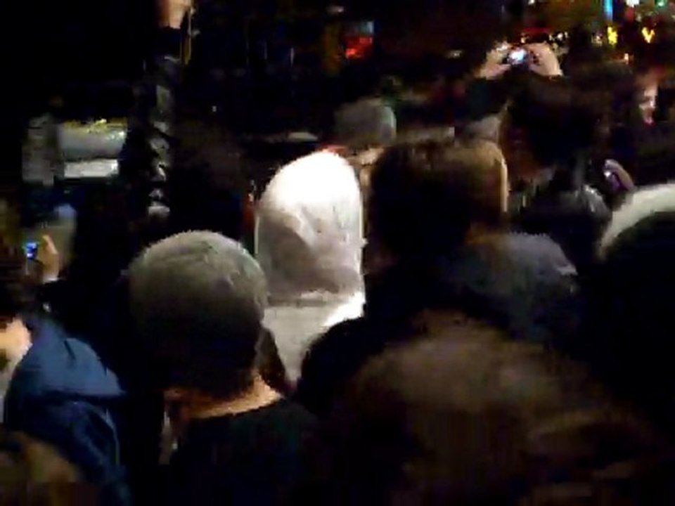 Hayley's coming @ Casino de Paris   paramore