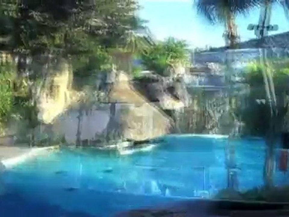 2009.12.09-THTV2-#13-Sexy Pool Talk In Mexico