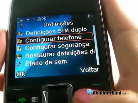 e71 Quad Band Dual sim TV WIFI QWERTY Keypad Phone