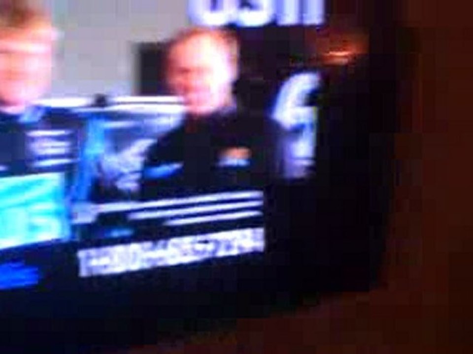 Apple iPod nano 16 GB Green (5th Generation) NEWEST MODEL