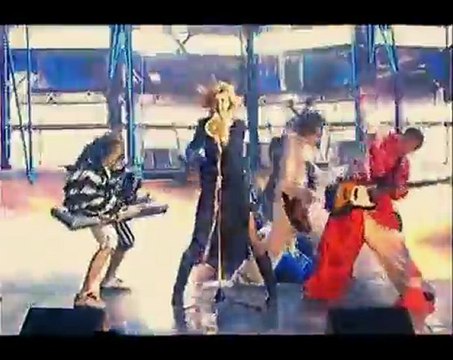 Princessa avenue. Александра Гуркова - Кто ты, кто я.