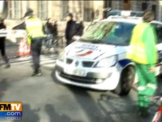 Une femme renversée par un car de police