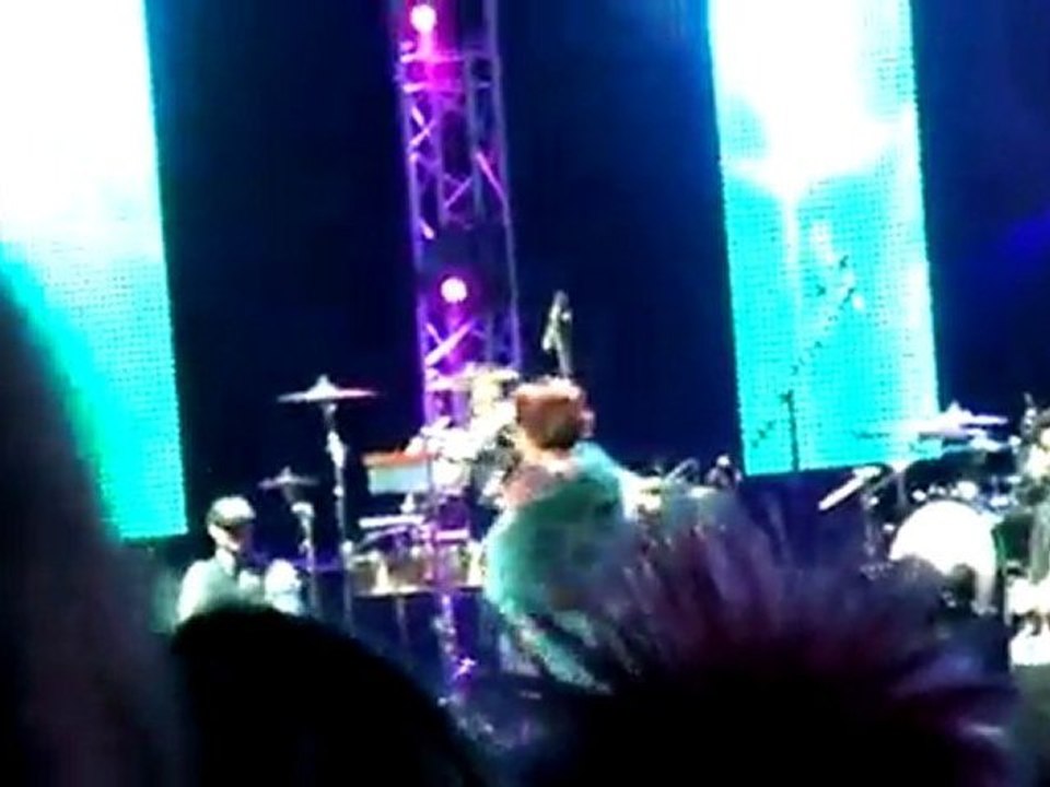Whitney Houston LIVE - concert in Moscow - 09/12/2009