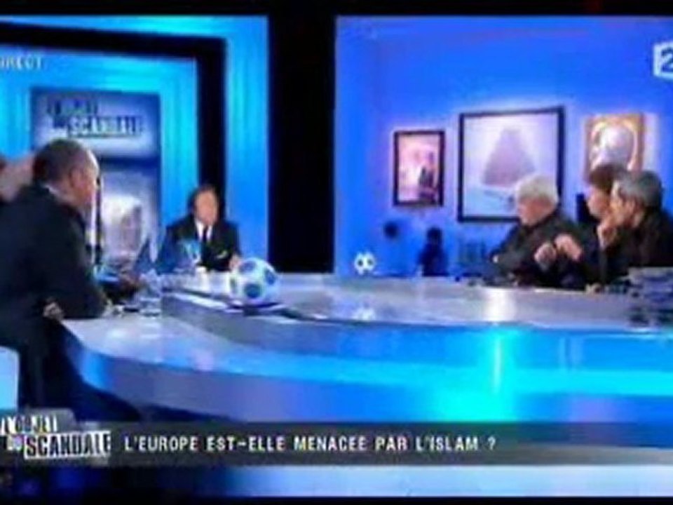 Oskar Freysinger, Chevalier Suisse, sur France 2