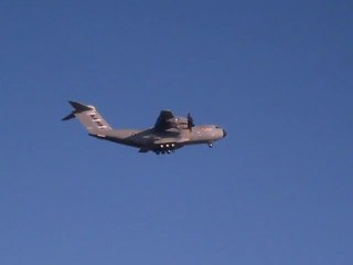 Décollage de l'A400M pour son premier vol, à Séville