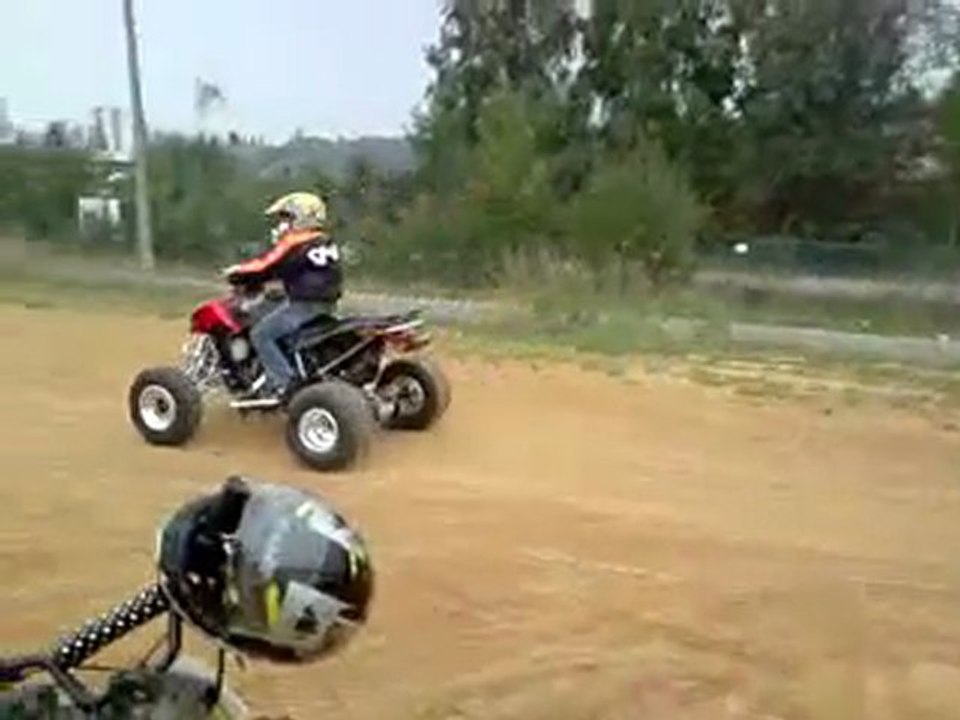 MOTO THEO  7ANS QUAD DIMITRI 12ANS DVX400
