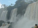 [Argentine - Iguazu] Chutes vues de face-cote