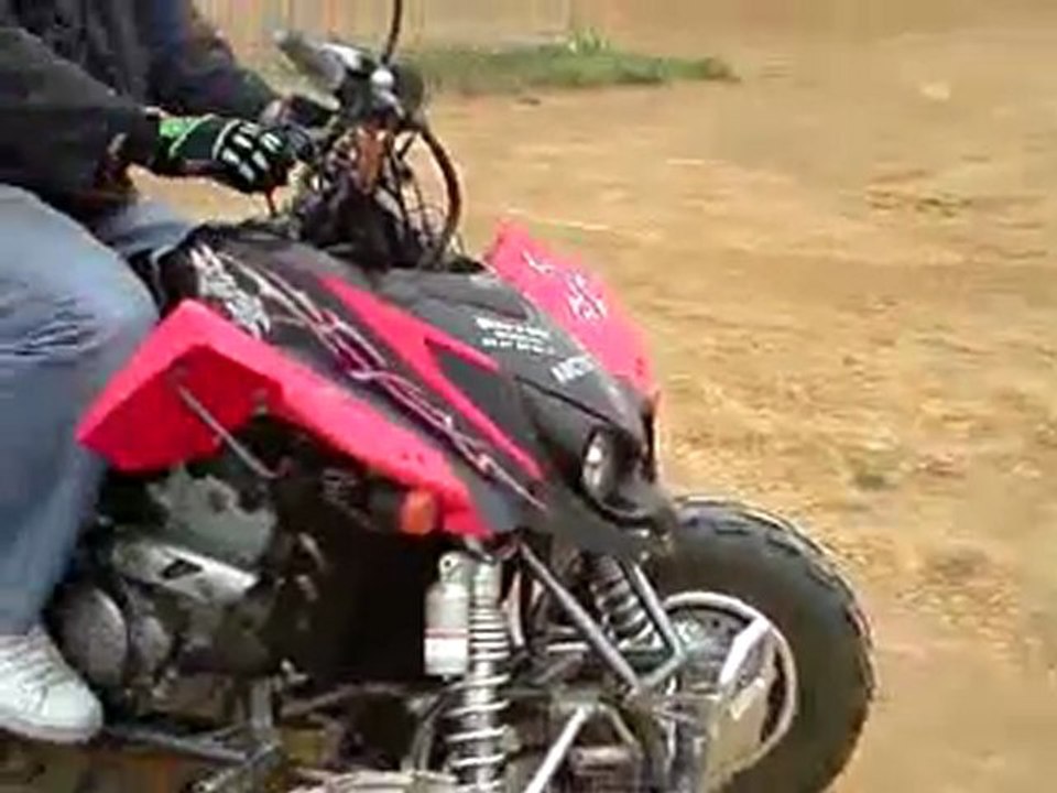 QUAD CHRIS 2 DVX400 a maubeuge