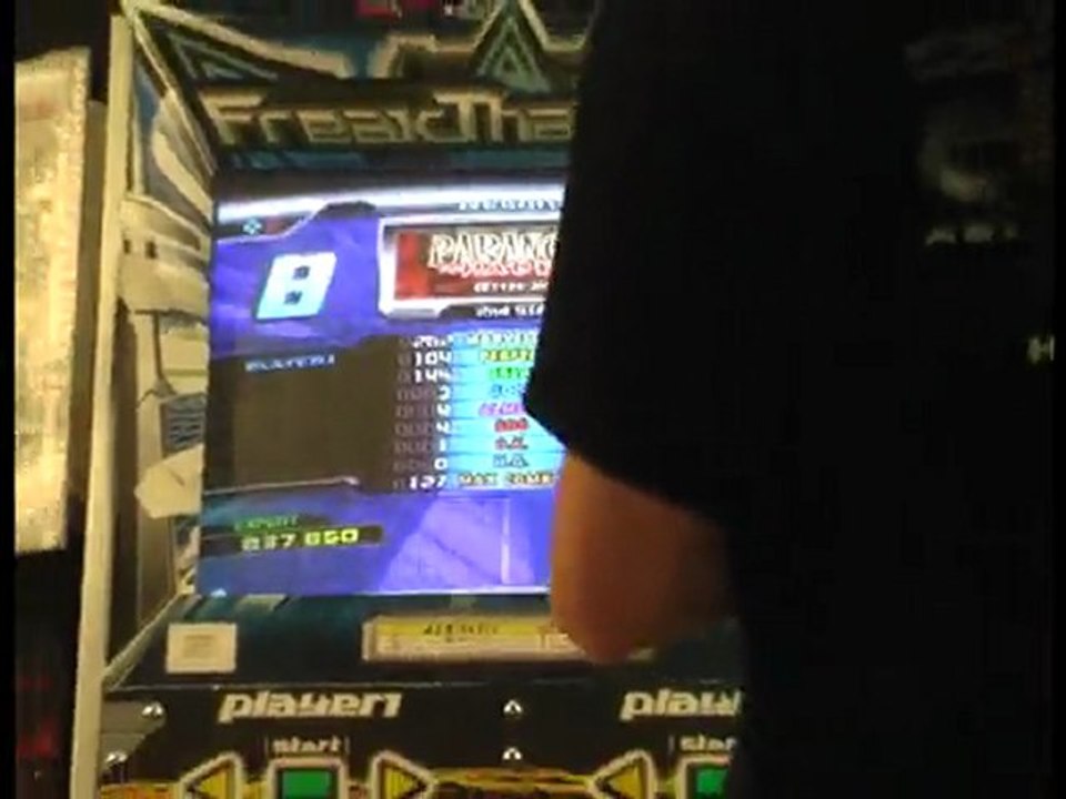 Quart DDR League Huhuh VS Skytie TGS 2009 (loose bracket)