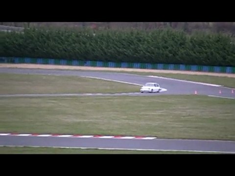 GT turbo circuit de NEVERS MAGNY-COURS (ISAT St Joseph)