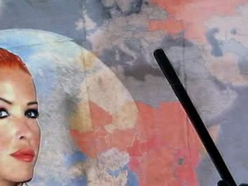 Ophélie Winter "Teenage dreams" (teaser)