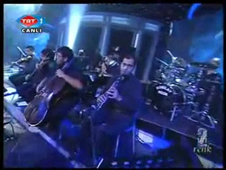 Ahmet Özhan Askerlikte Sevda Çekmek Zor Yine Yakmış Yar