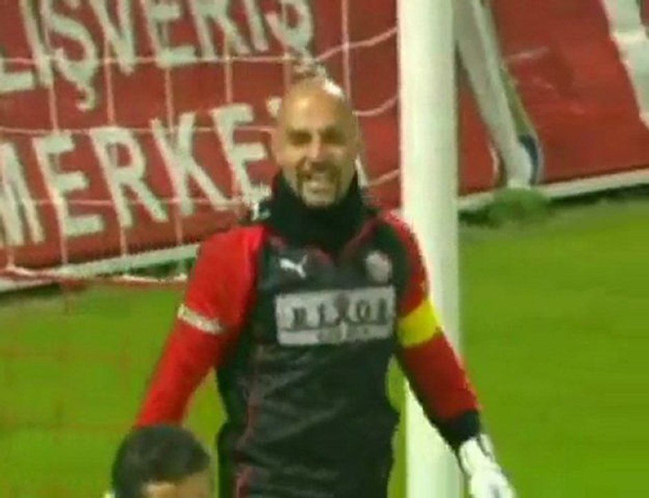 Cimbom maçı çevirmeyi bildi