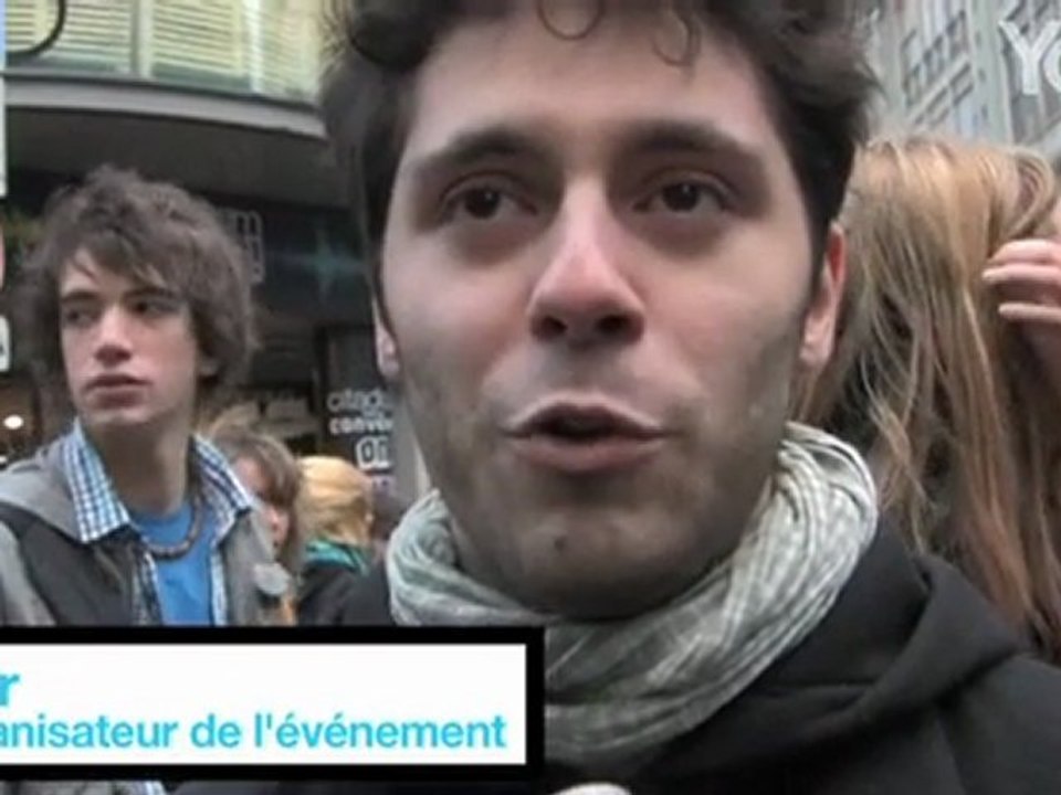 Kiss-in contre l'homophobie à Paris, le 12 décembre