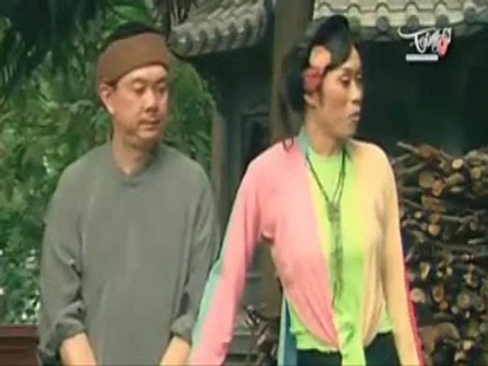 Hoài Linh, Chí Tài, Thúy Nga_Lên chùa cầu duyên 003