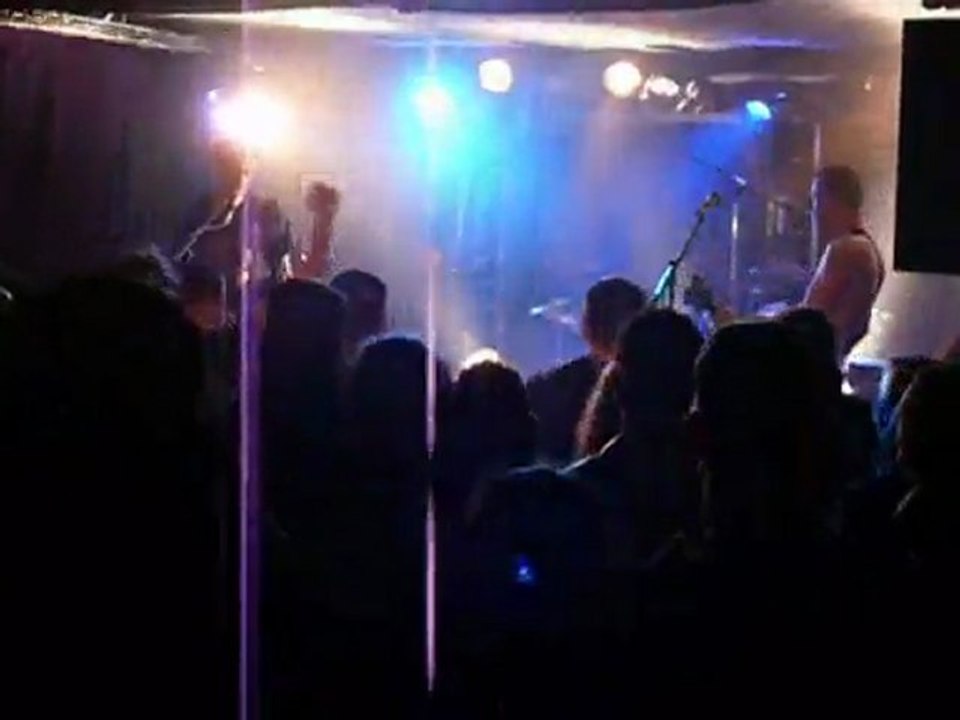 Les Prouters - Alcoolique (Glaz'Art 11/12/2009)