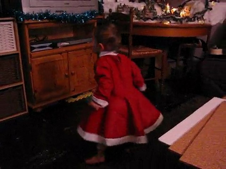 Maëlys petite mère noël