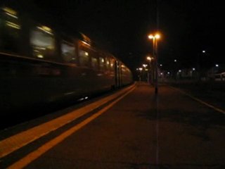 Arrivée d'un téoz en gare de Vichy.