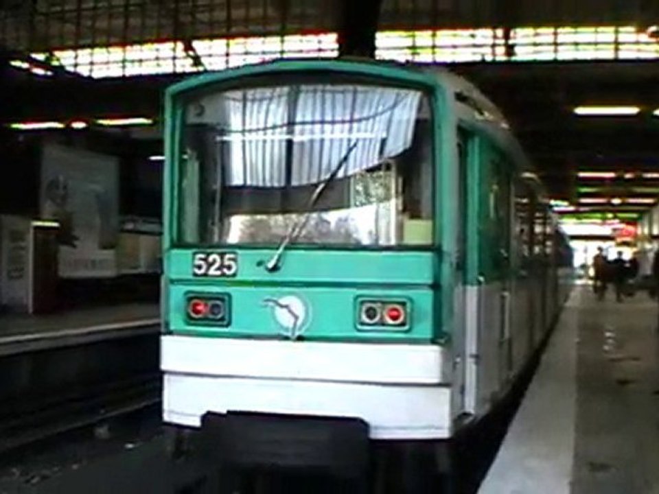 MF67 : Départ de la Gare d'Austerlitz sur la ligne 5 du métro parisien