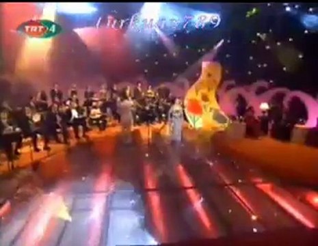 Melihat GÜLSES- Ben aşkı ilk defa senden tanıdım