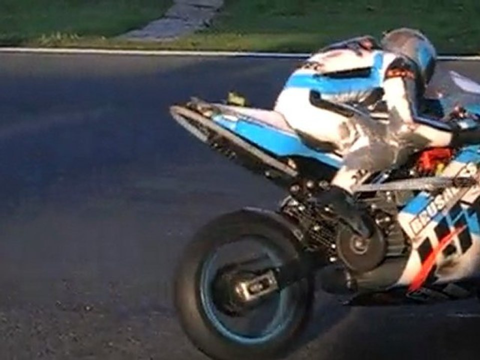 chauffe marcel!!!! preparation des motos