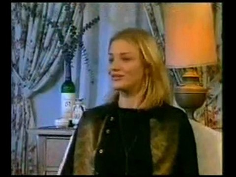 Word S5.E5.P4 / Cameron Diaz Report (1994) /The Wombles LIVE