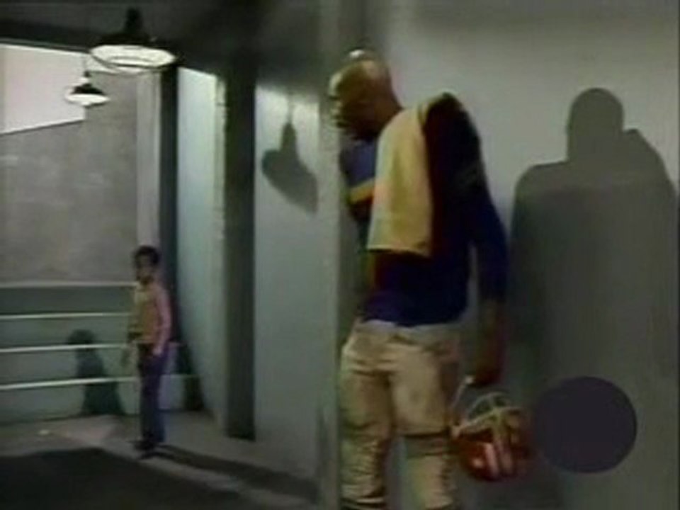 Joe Mean Green on Sesame Street - The Number 7
