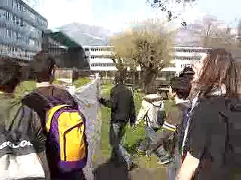 Génération Web. Les lycéens filment leurs manifs