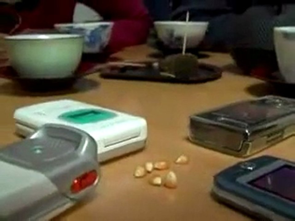 Peut-on faire du pop-corn avec un téléphone portable ? (1/