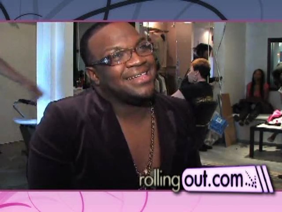 Derek J from Housewives puts powerful Men in Womens shoes!