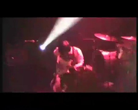 NewOne the holmes live @ les cuizines 2009