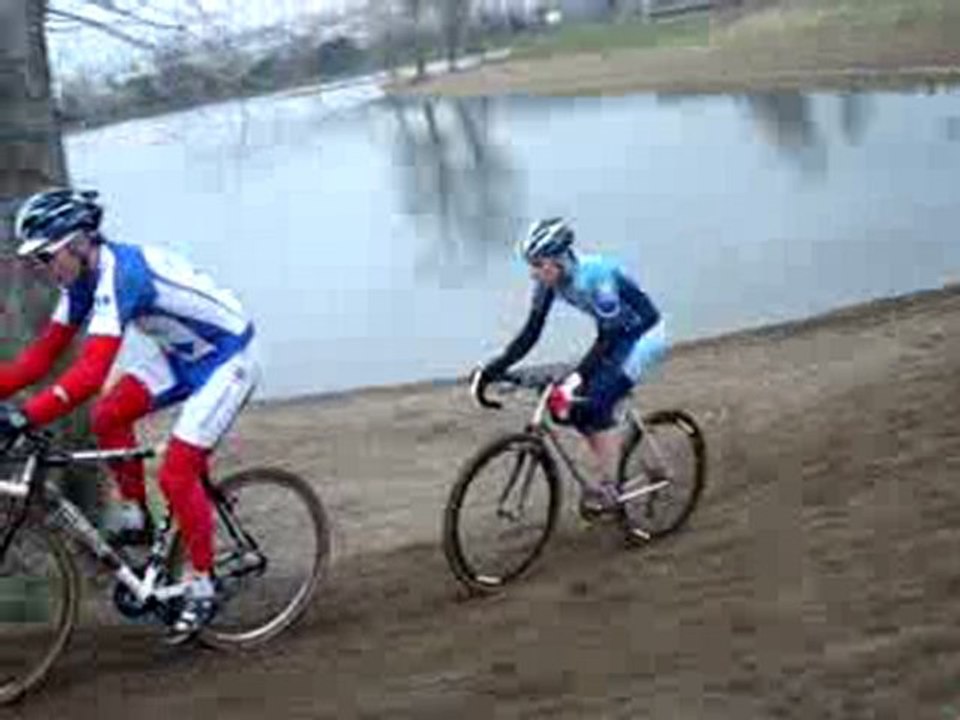 Cyclo cross Cournon 2eme Tour