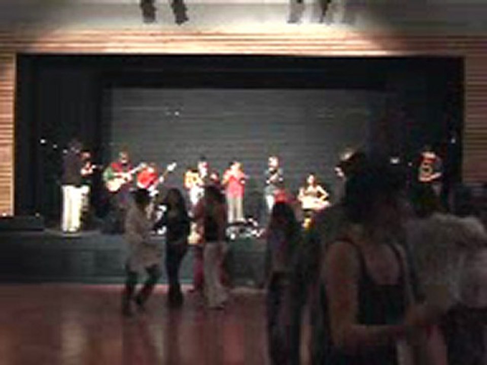 LES G'NOUS- Les forgerons aiment le vin-Bourrée 3 temps